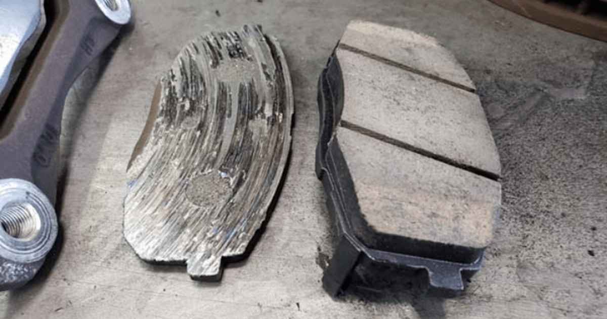 یکی دیگر از نشانه‌های اینکه از کجا بفهمیم لنت تمام شده، صدای خرخر یا ساییدگی فلز به فلز است.