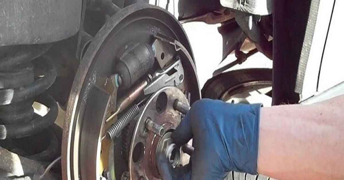 لنت ترمز دستی چیست